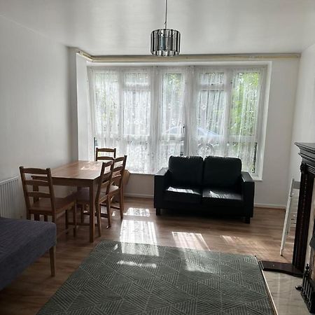 Spacious 2 Bed Flat Barking  Zewnętrze zdjęcie